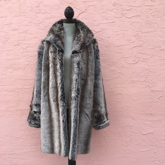 Alpine Studio Oversized Faux Fur Coat - Picture 1 of 10
